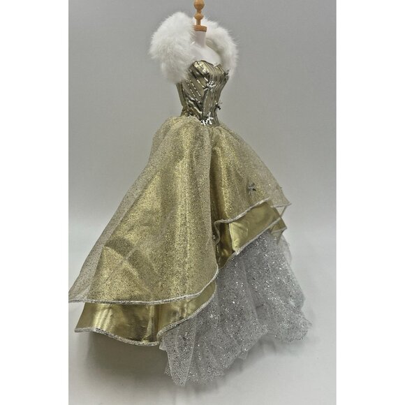 Gold Glitter Gown For 12" Fashion Dolls With Faux Fur Shawl & Snowflake Accents - Picture 4 of 7